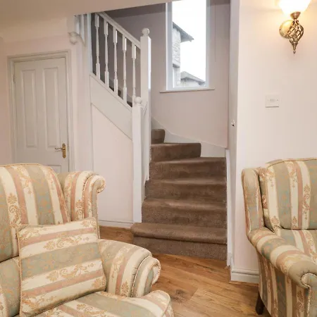 Viewpoint Tatil Evi Kendal